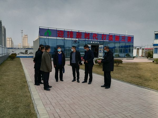 济南建工集团领导到山东J9直营网集团路家洼、裴家村城中村改造村民安置用房项目检查疫情防控工作